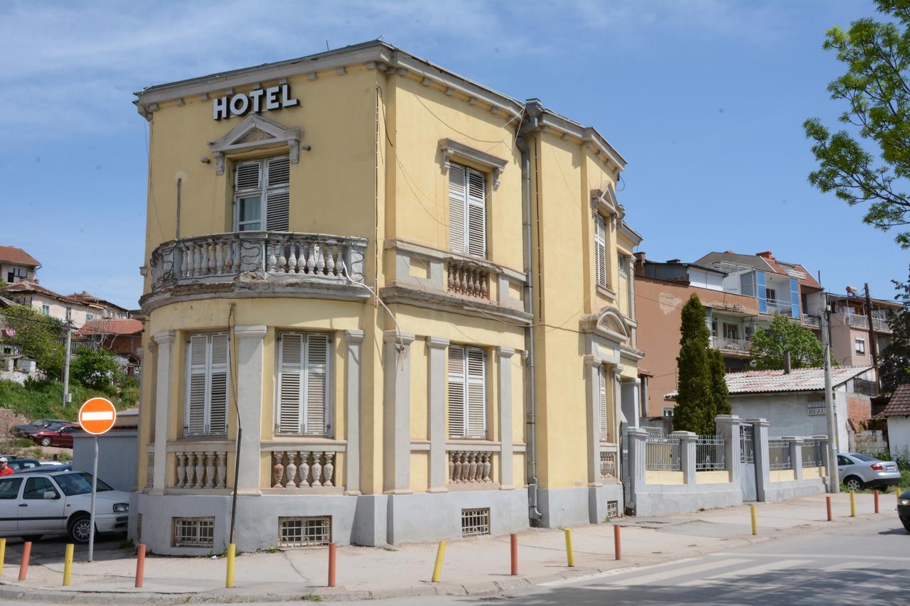 Hotel Garni Štip Zewnętrze zdjęcie