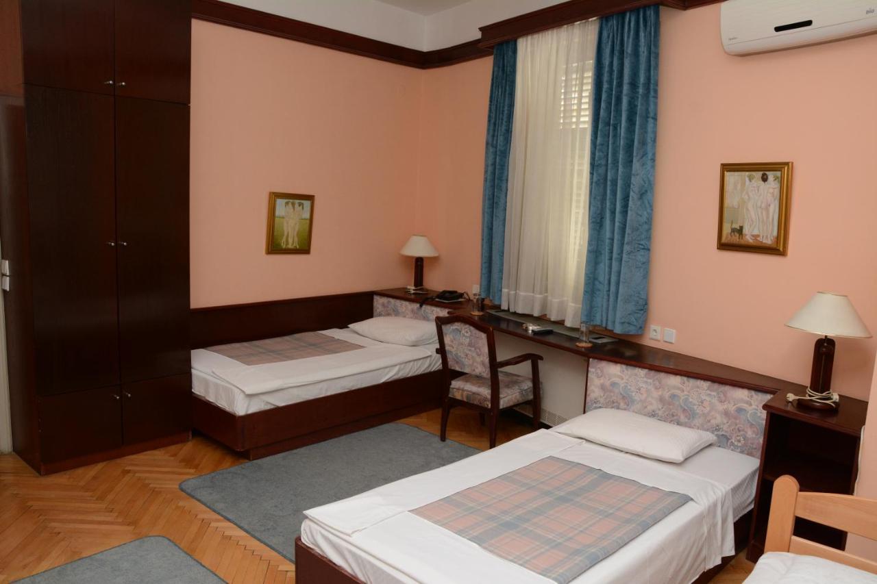 Hotel Garni Štip Zewnętrze zdjęcie